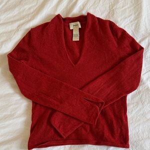 Neiman Marcus Deep Red V-Neck Cashmere Blend Sweater